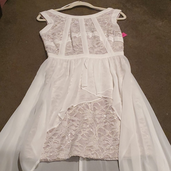 NWT MORGAN & CO Nude/Ivory Sparkle Lace Gown - Picture 4 of 8